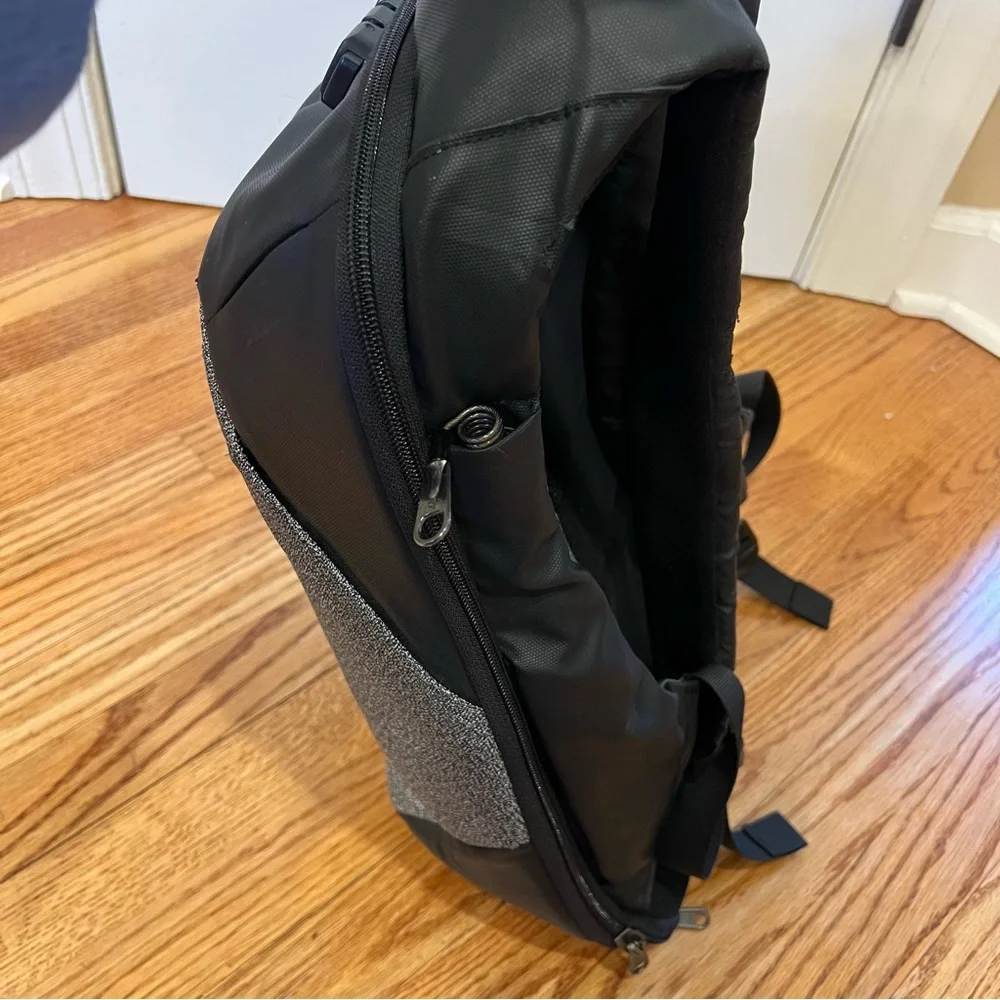 Korin Click Pack Pro Anti-theft TSA USB Charge Backpack Gray